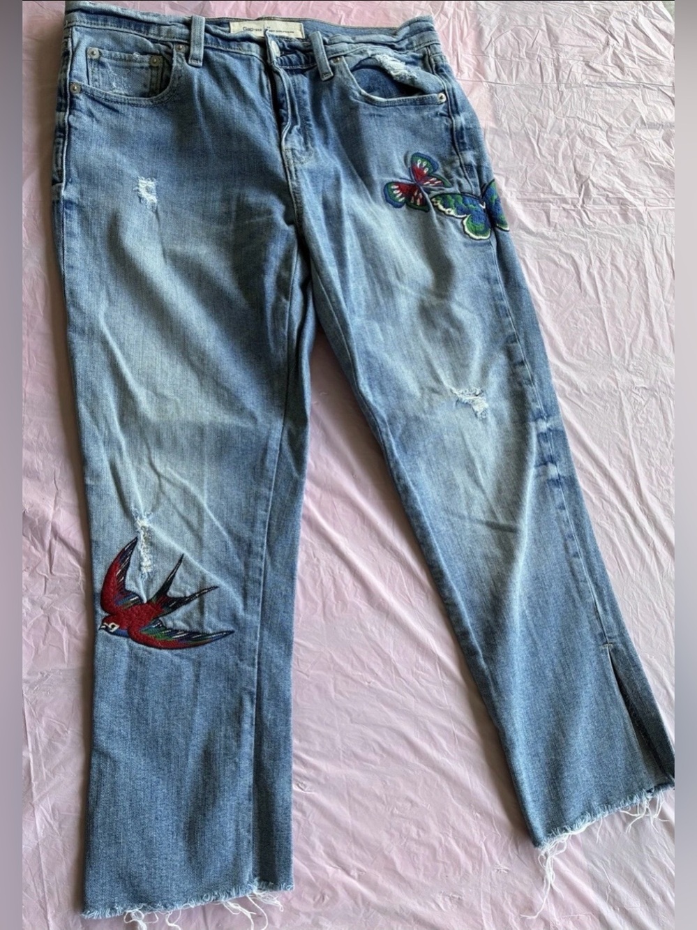 GAP Women’s Light Blue Embroidered Straight Jeans Butterfly Swallow Casual Sz 27